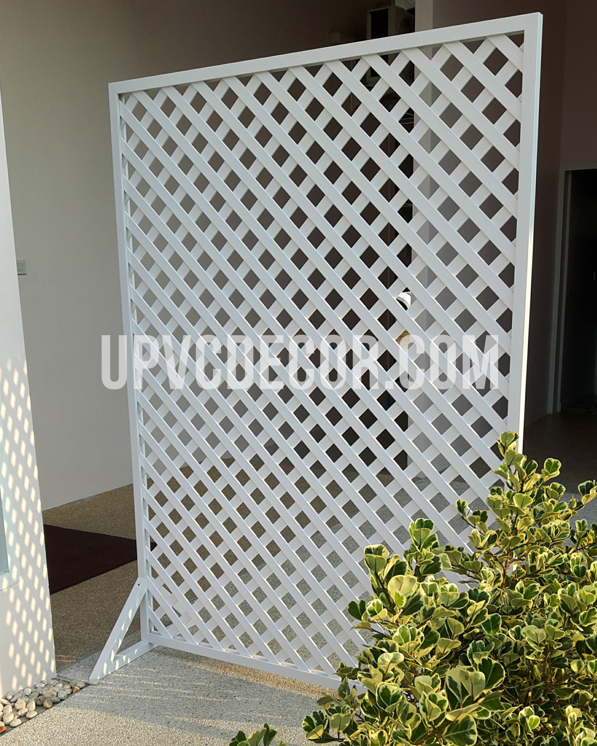 รายละเอียดแนวระแนง uPVC
